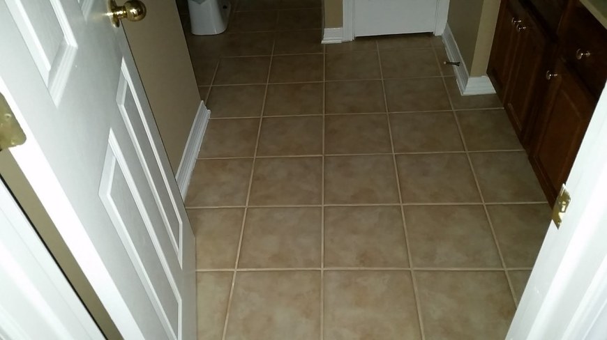 Picture of a Tile & Grout cleaning job in Daphne, Alabama by Absolutely Kleen